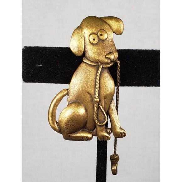 Vintage 1986 JJ Jonette Gold Tone Dog With Leash Brooch - Picture 1 of 13